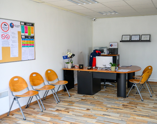 Auto-Moto école Tinqueux - Photo 1