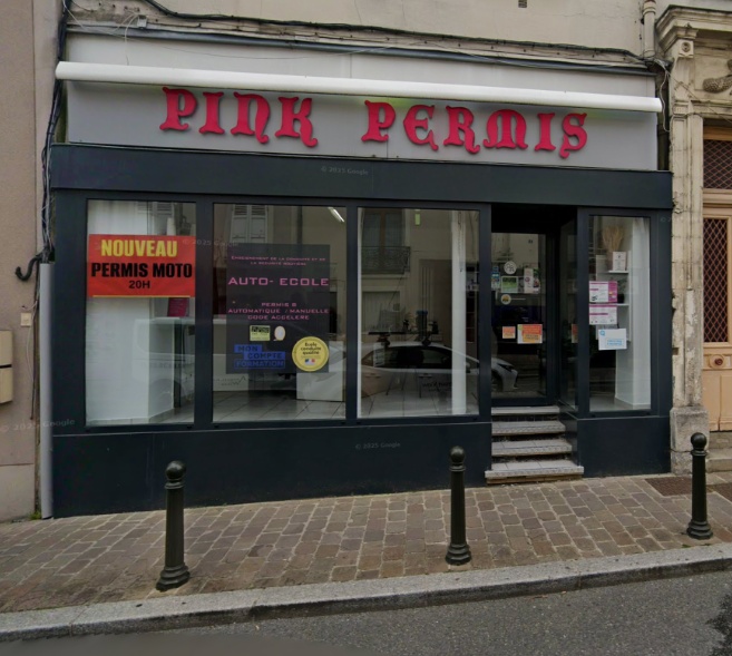 Auto-moto école Pink Permis Meaux - Photo 1