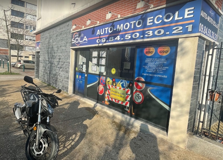 SOLA AUTO MOTO ECOLE - GENNEVILLIER - Photo 1