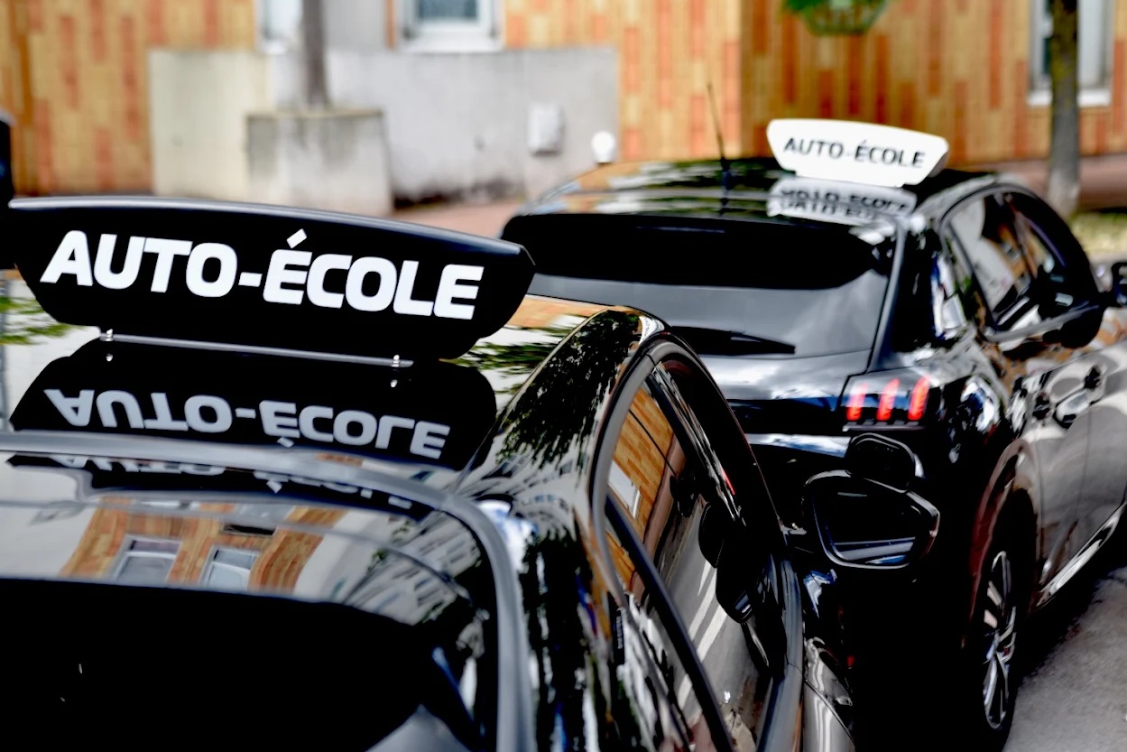 Gold driving Créteil - Photo 3