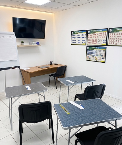 Auto Ecole La Décinoise - Photo 3