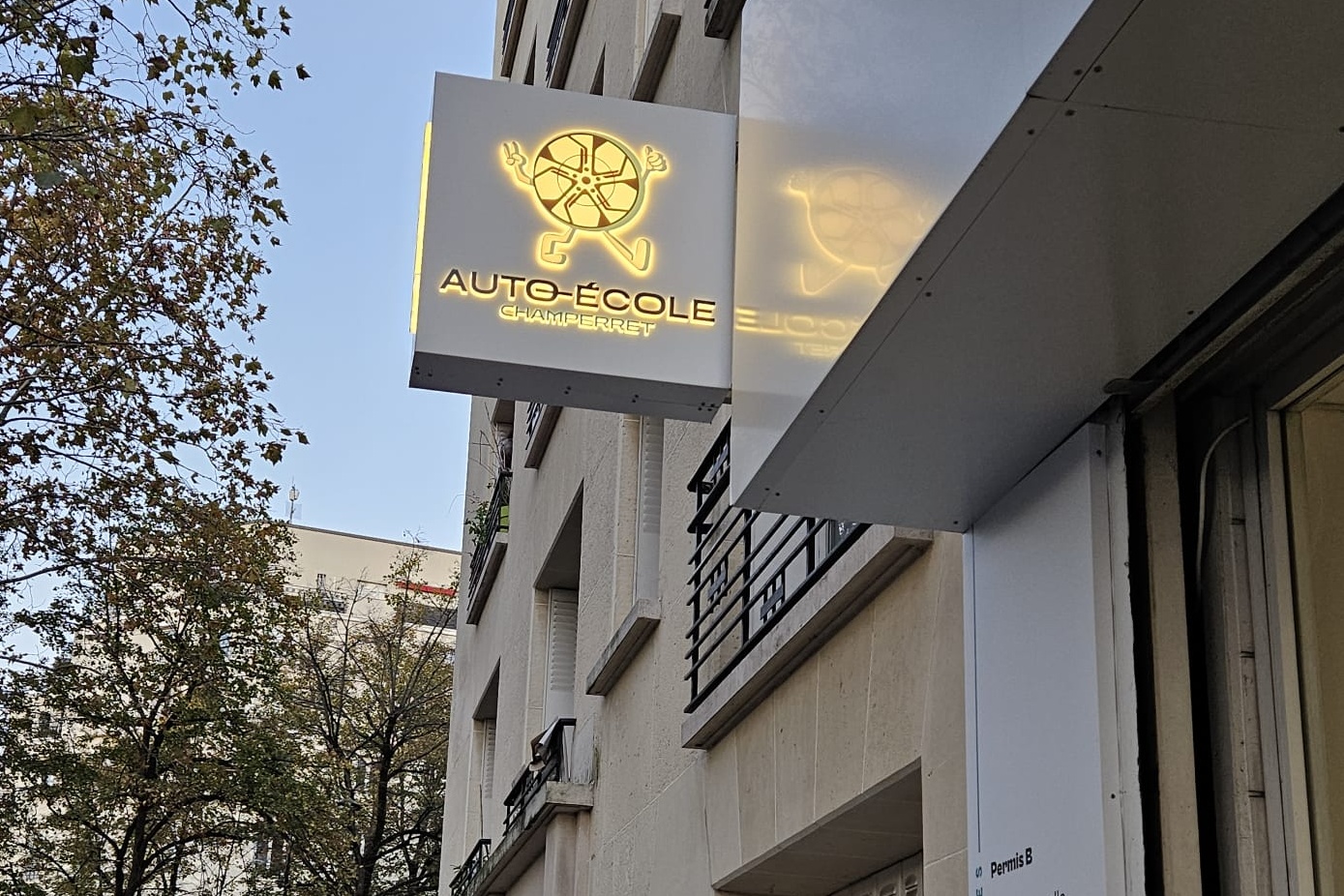 Auto École CHAMPERRET  - Photo 2