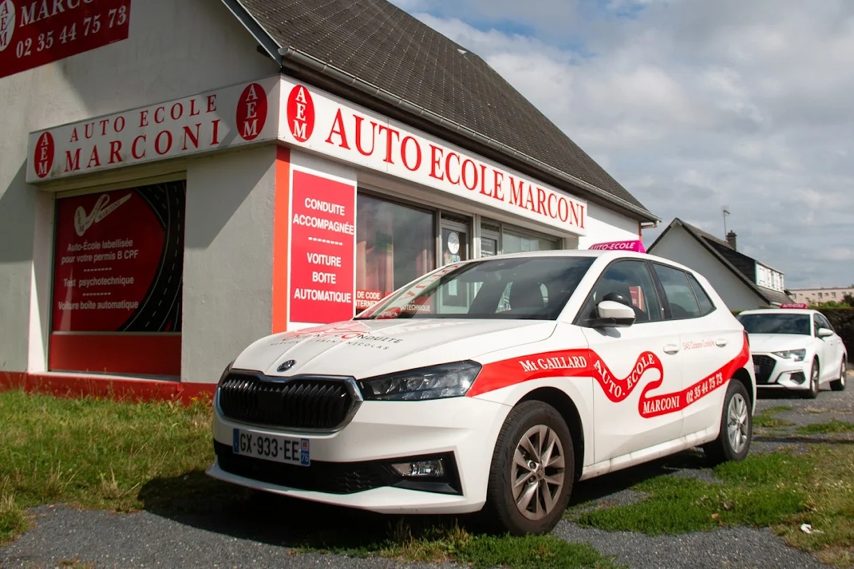 AUTO ECOLE MARCONI - Photo 1